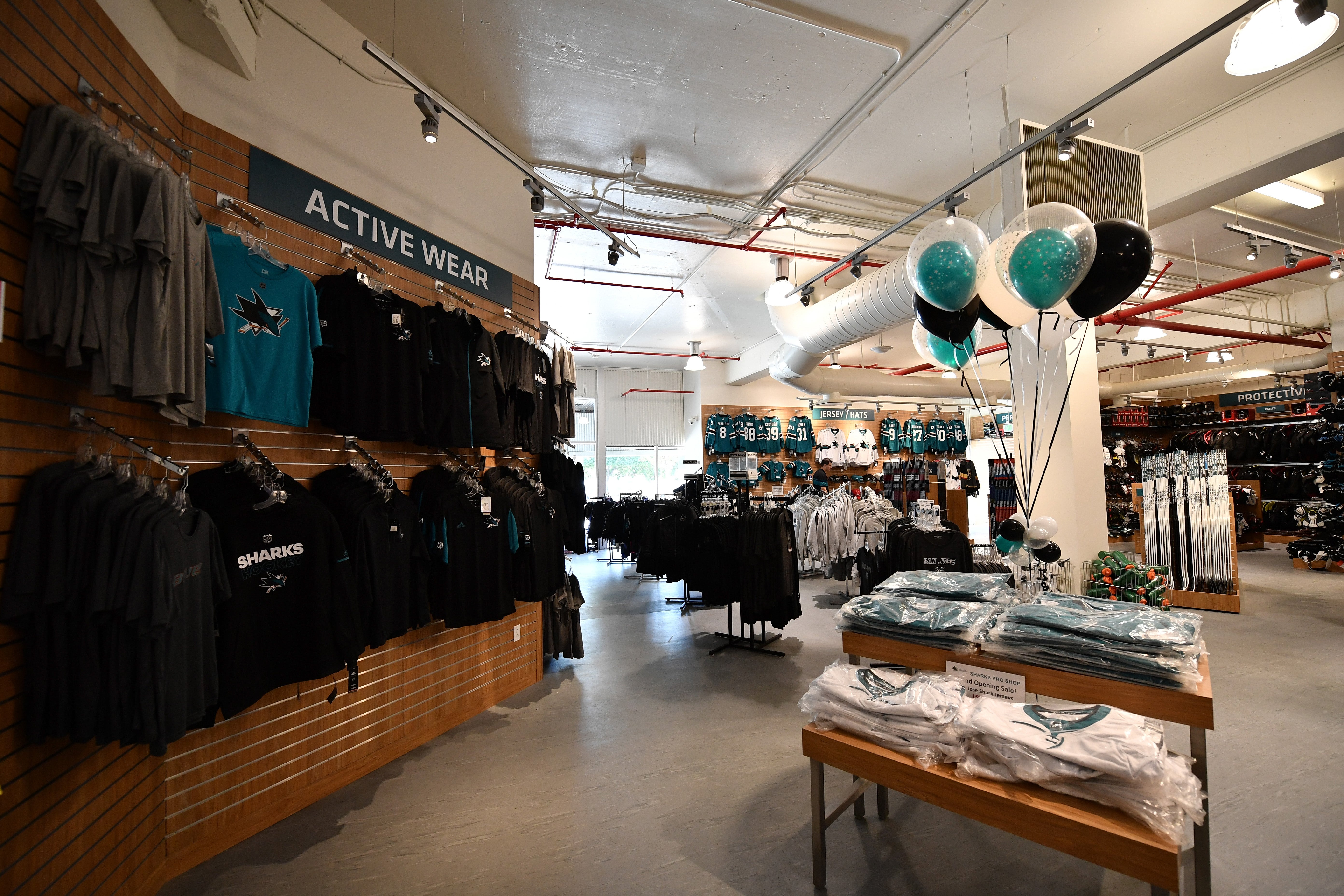 San Jose Sharks Apparel, Sharks Clothing & Gear